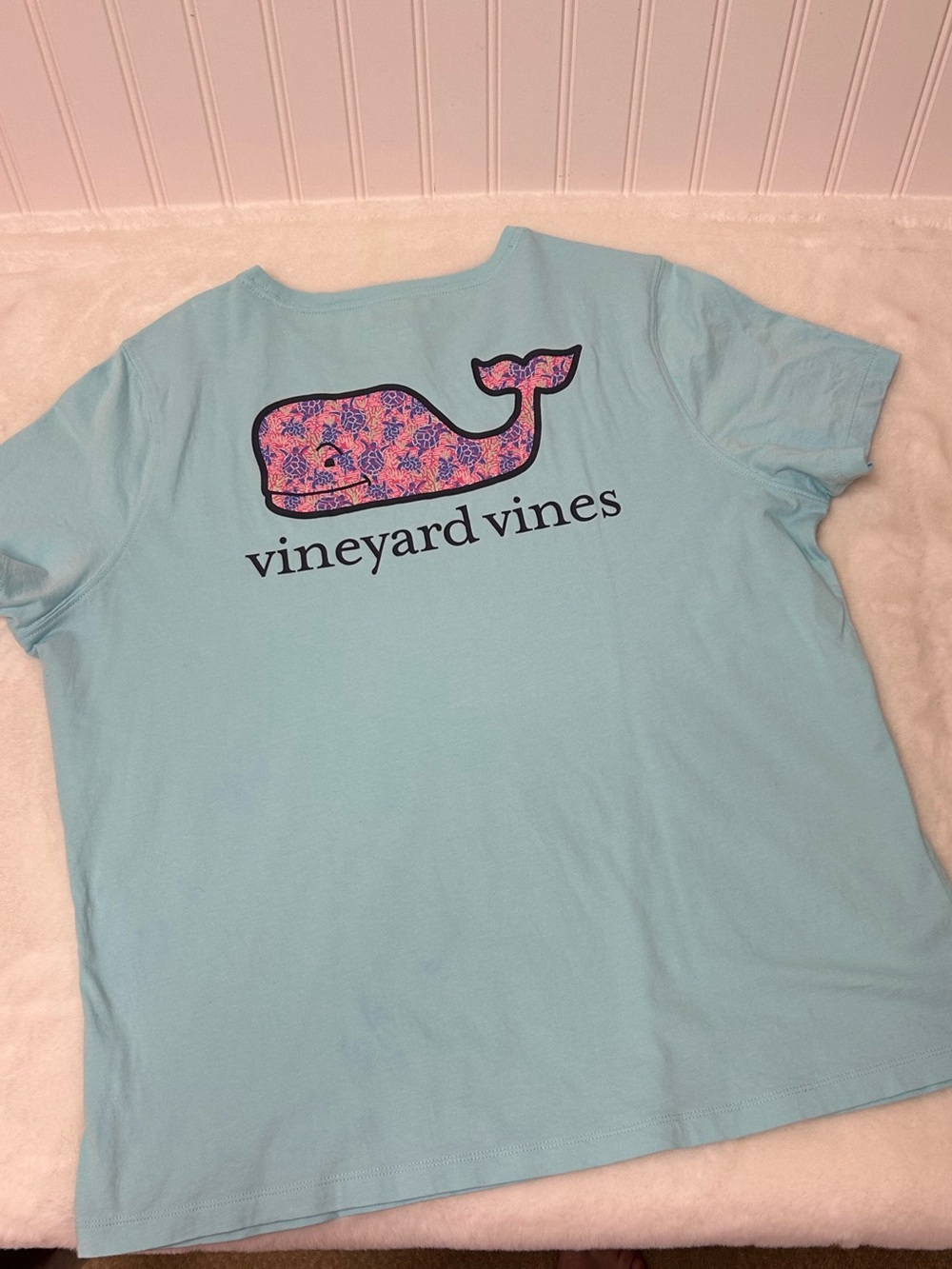 Vineyard Vines aqua Pocket Tee with sea turtles Whale
